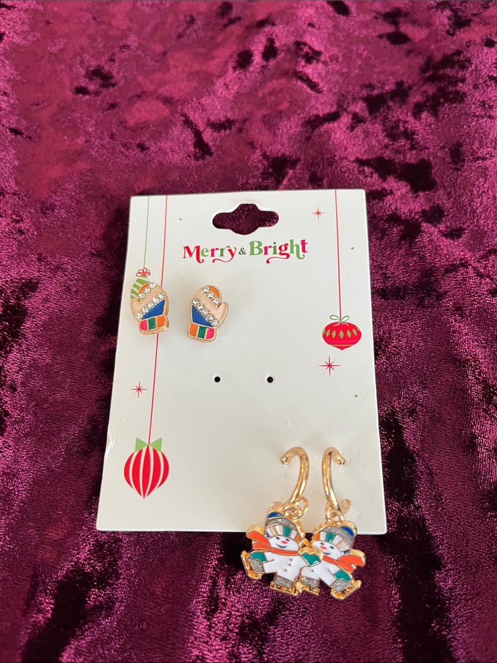 Christmas earrings - 1990’s- never worn